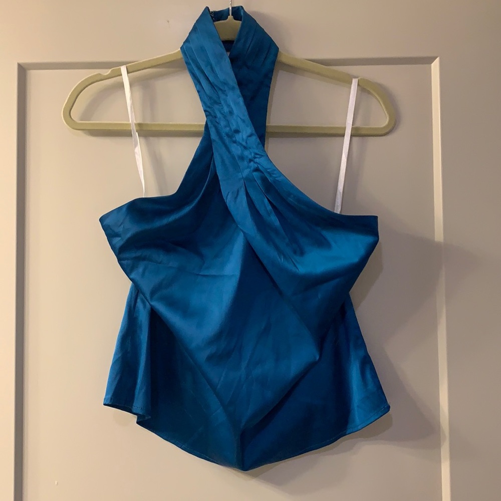Twist halter top! Never been worn!